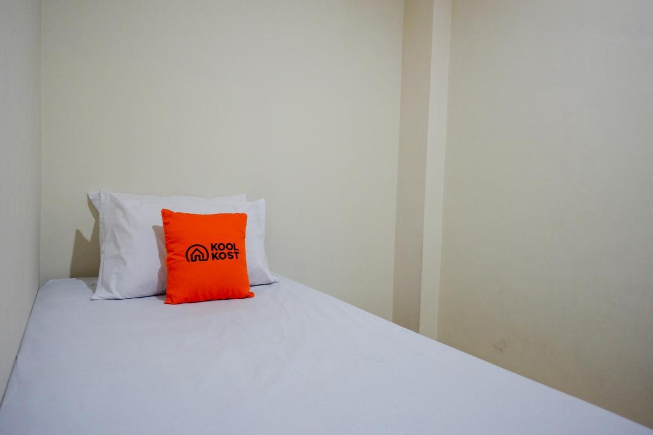 KoolKost near Kawasan Simpang Lima Semarang Hotel Luaran gambar