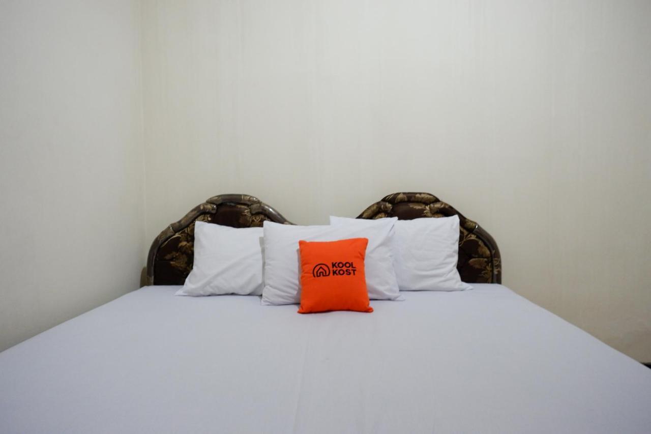 KoolKost near Kawasan Simpang Lima Semarang Hotel Luaran gambar